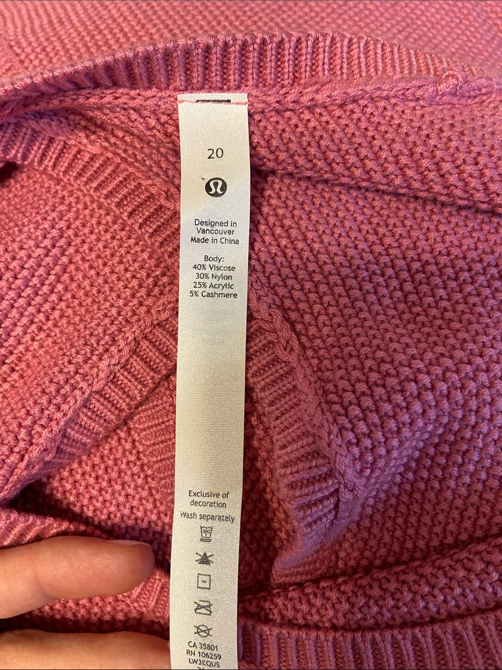 Lululemon Athleisure Cozy Oversized Cashlu Crossover Back Sweater Size 20 NEW - Picture 6 of 7